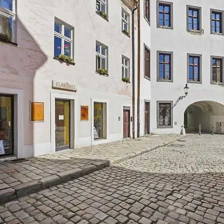Apartment Boutique 2br In Old Town With Parking