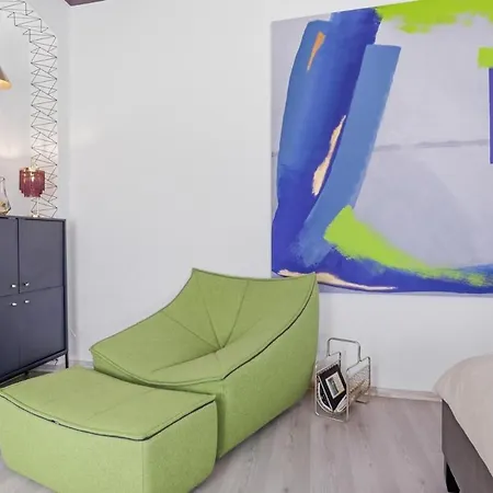 Apartment Boutique 2br In Old Town With Parking Pressburg